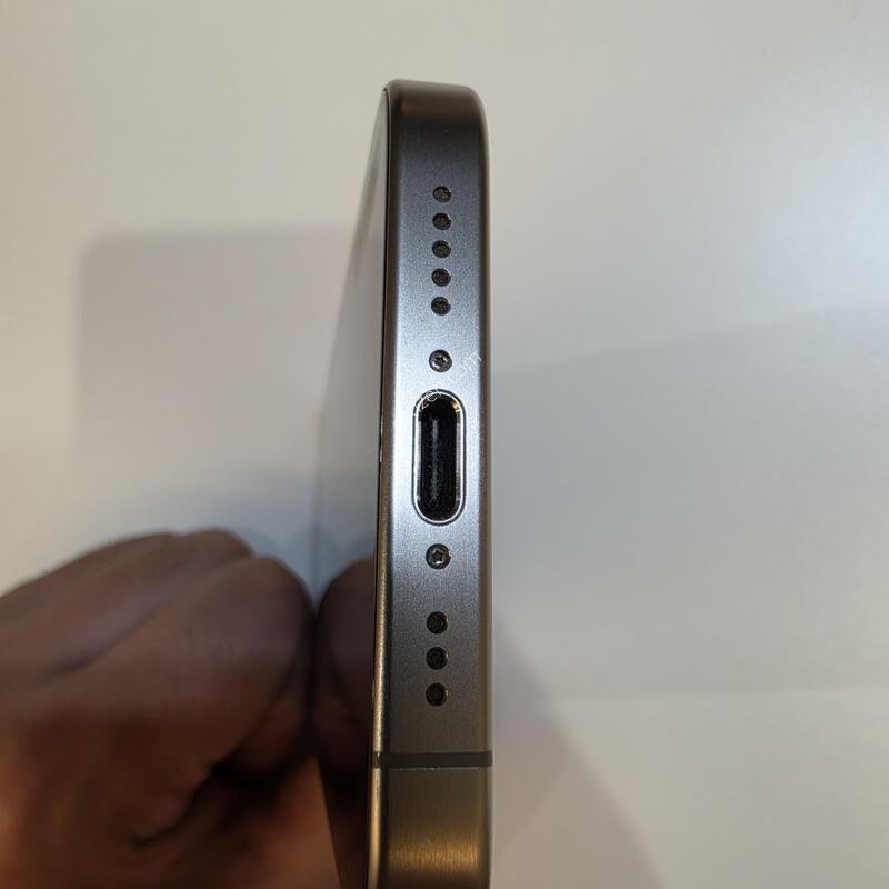 ������ 15 ���� ���߷� ƼŸ�� 256GB