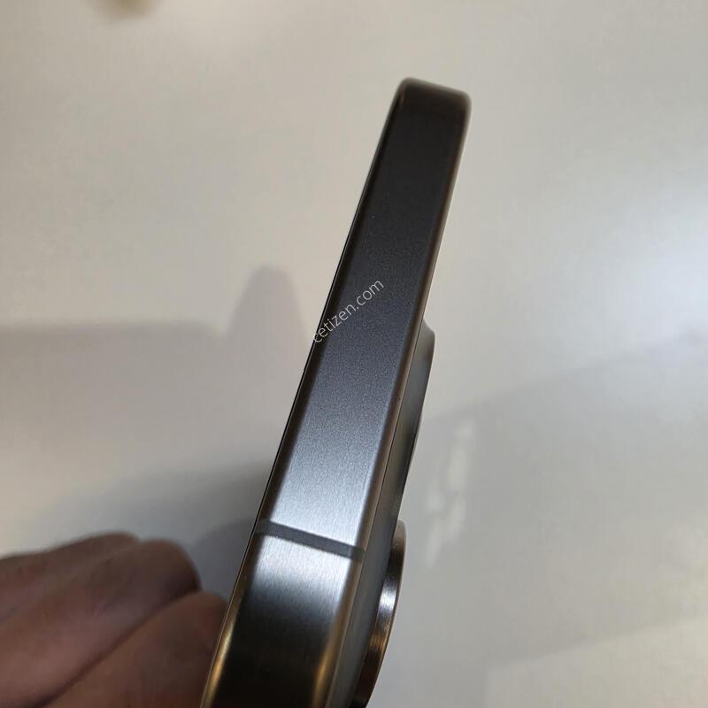 ������ 15 ���� ���߷� ƼŸ�� 256GB