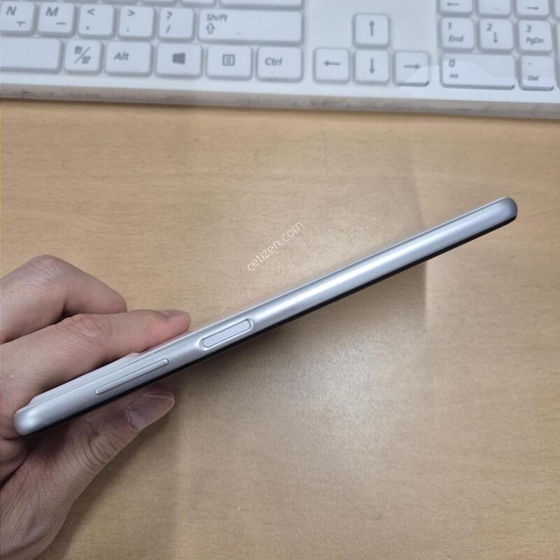 ����������2 ȭ��Ʈ SS�� 128GB