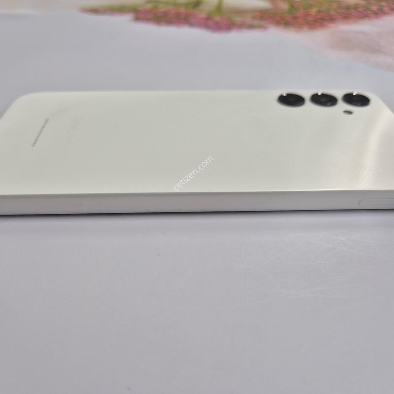 ����������3 ȭ��Ʈ 128GB