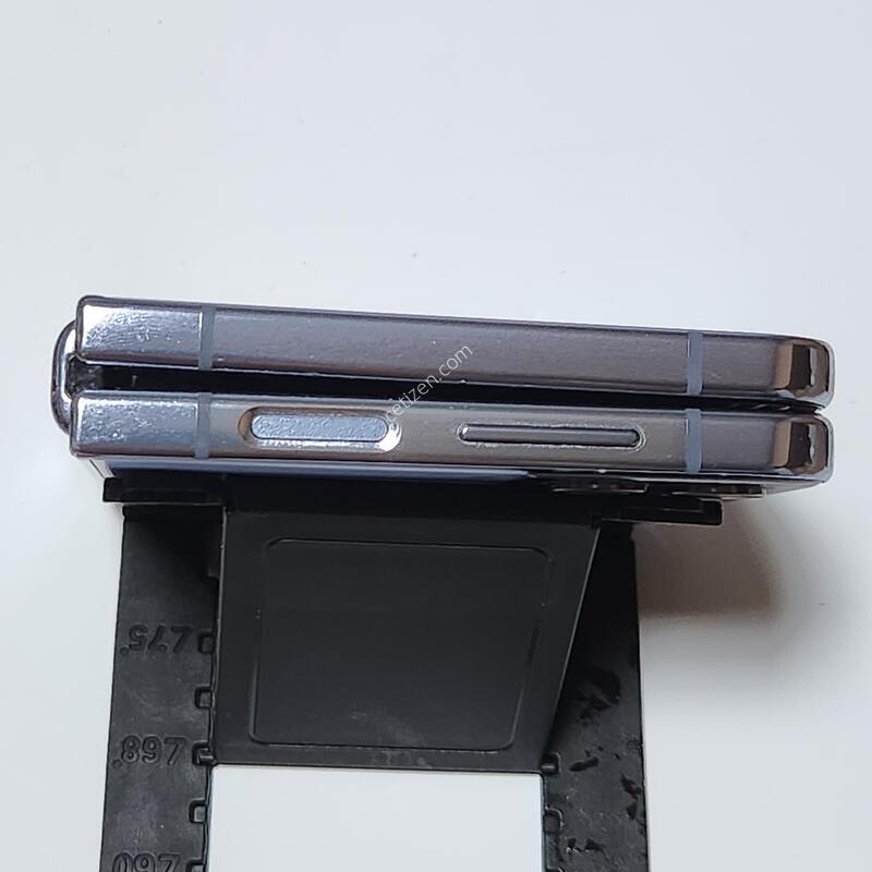 ������Z�ø�4 256G ���ܻ� ���� 12093