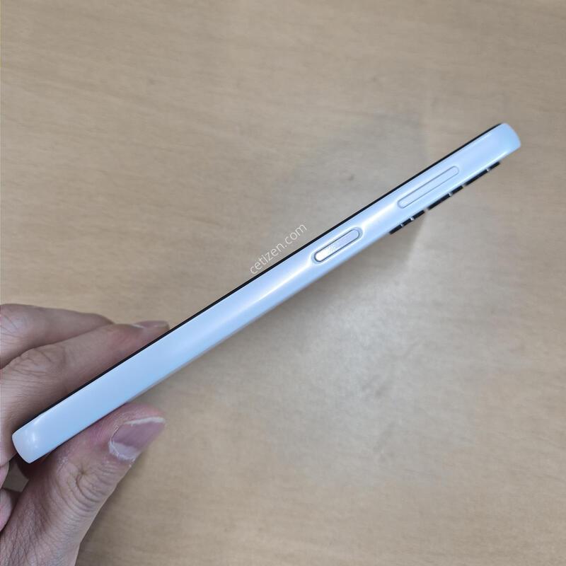 ����������3 ȭ��Ʈ S�� 128GB