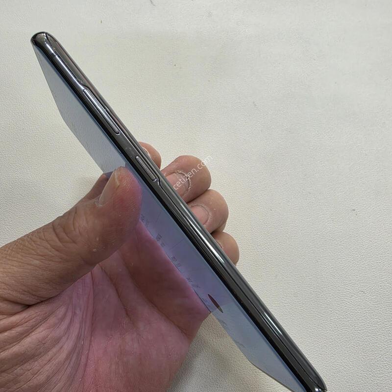 ������ S20�÷��� �׷���