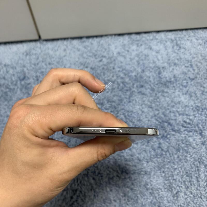 ������ ���� 256GB ��ī�̺��� �˴ϴ�