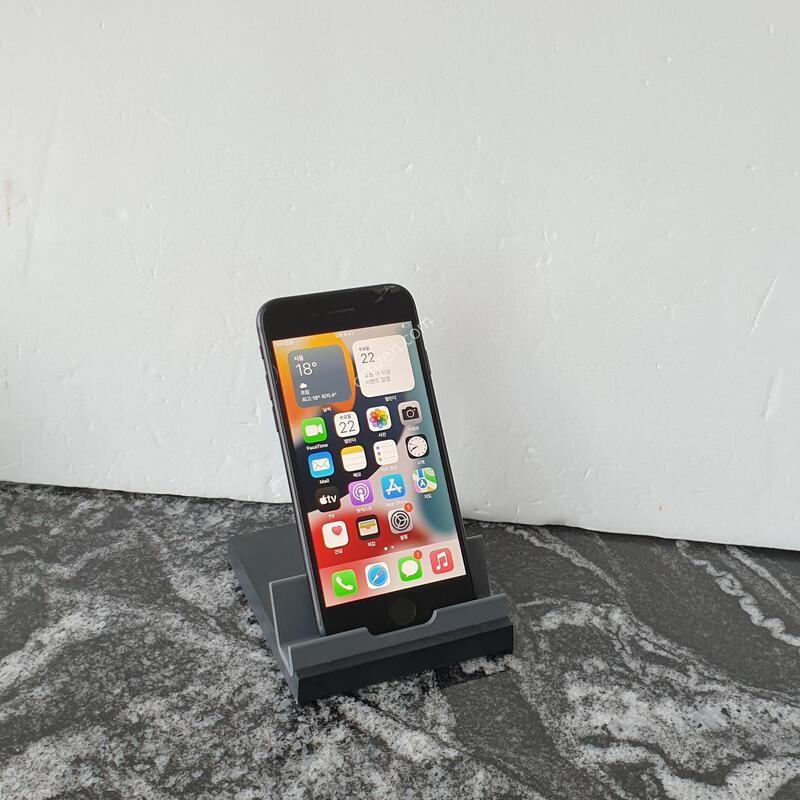 ������7 (A1778) ���� 32�Ⱑ