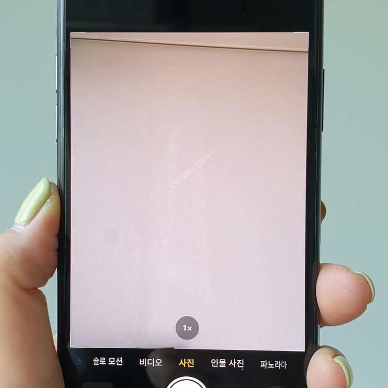 ������XS (A2097) ���� 64�Ⱑ