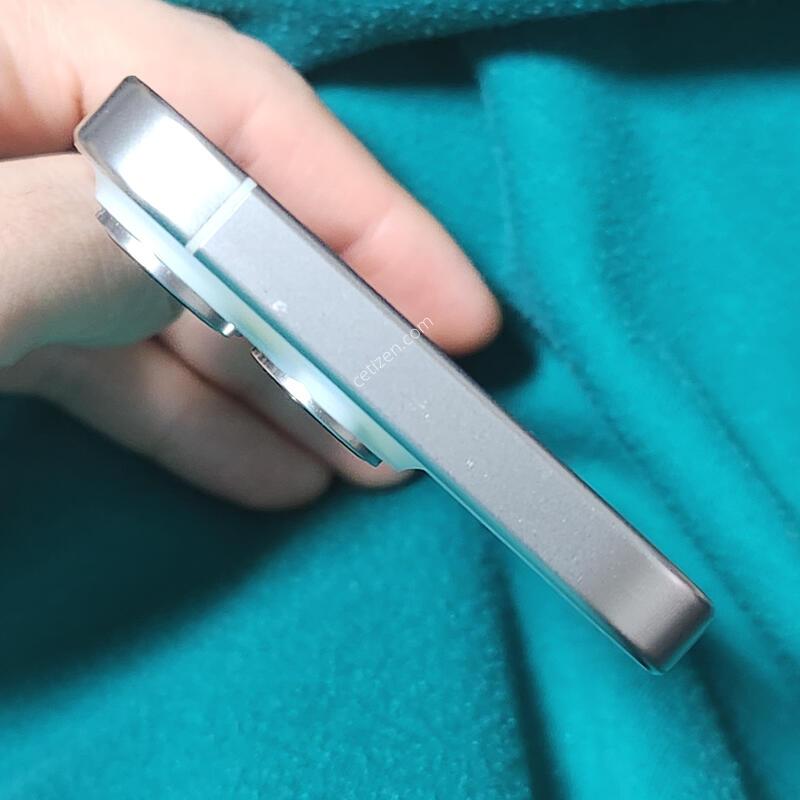 ������15���� 256G ȭ��Ʈ 56870