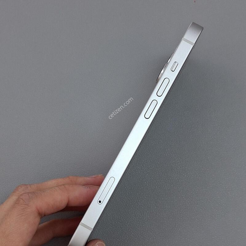 ������14 128GB ȭ��Ʈ