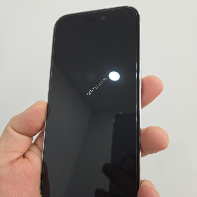 ������14���� 256GB ȭ��Ʈ