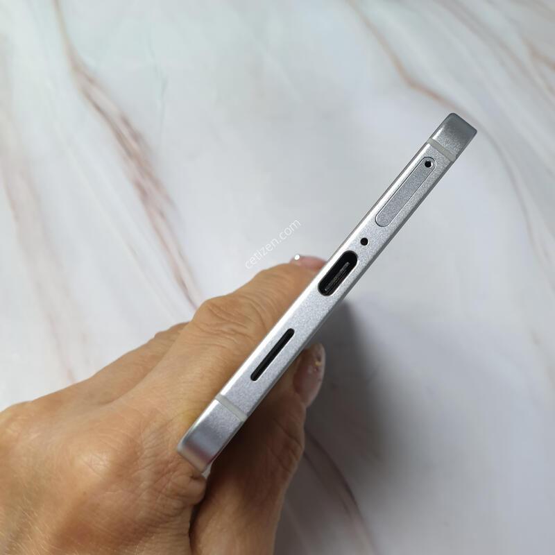 LG ������ S25���� �ǹ� 256G S�� �Ǹ��մϴ�