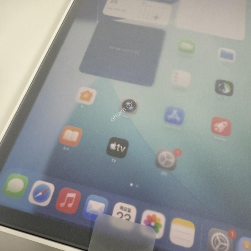 �ܼ����� �����е�����11��ġM5 512GB �Ǹ��մϴ�.