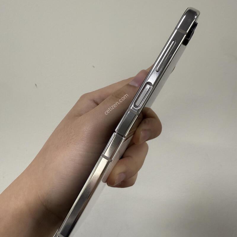 �Ｚ �������ø�5 ȭ��Ʈ 256G