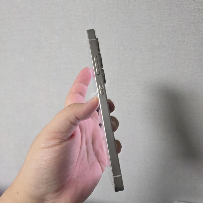 ������ S25��Ʈ�� ƼŸ�� �׷��� 256�Ⱑ SS�� �Ⱦƿ�~