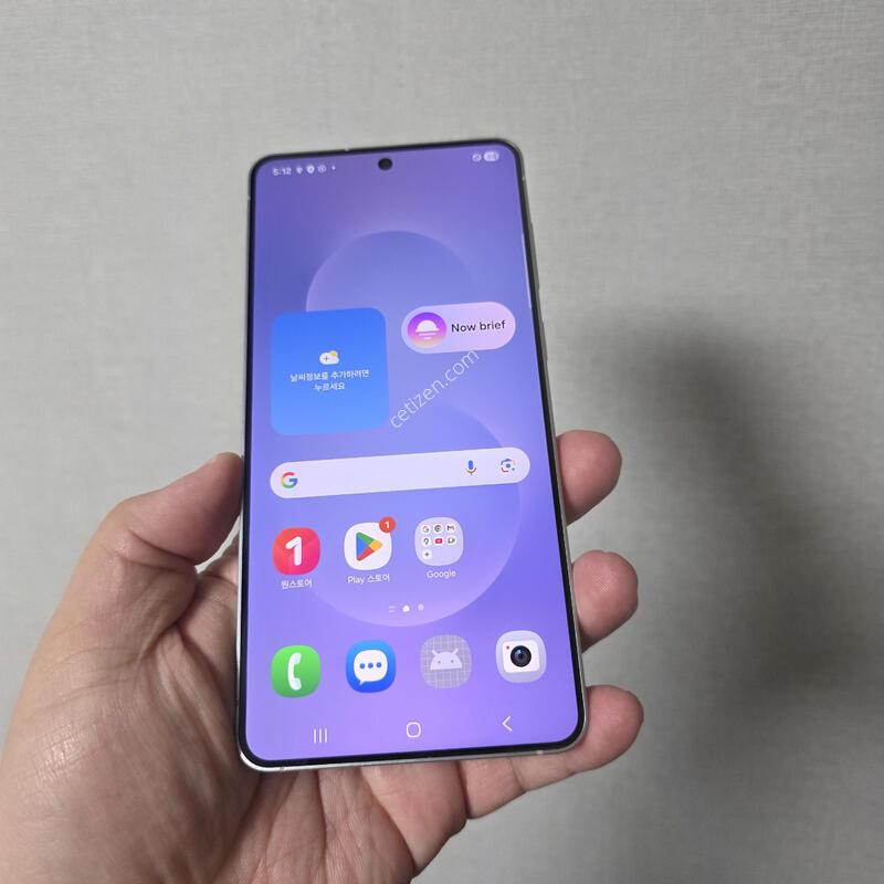 ������ S25���� ���̽�����  256�Ⱑ SS�� �Ⱦƿ�~