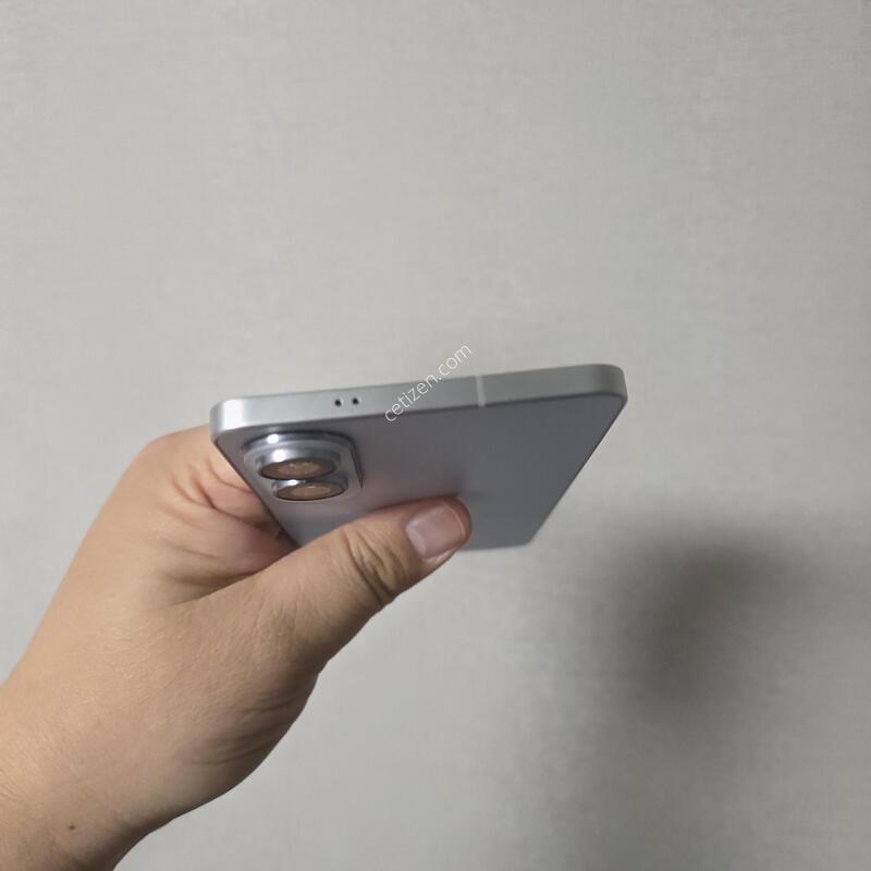 ������ S25���� ���̽�����  256�Ⱑ SS�� �Ⱦƿ�~