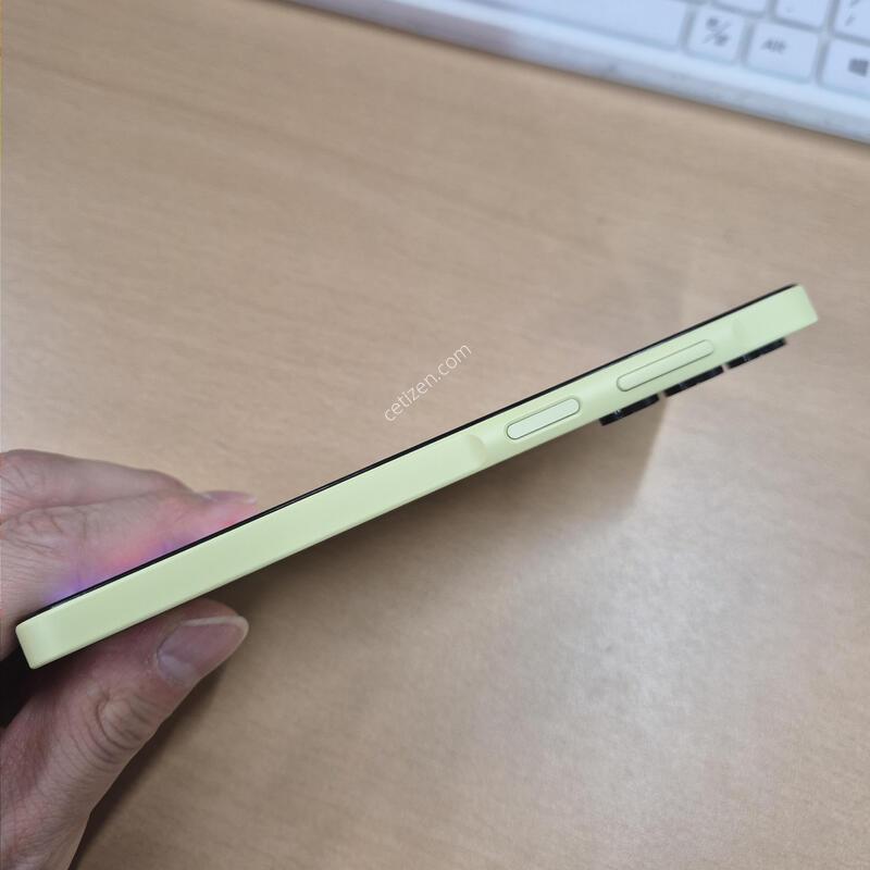 ������A15 ���ο� SS�� 128GB