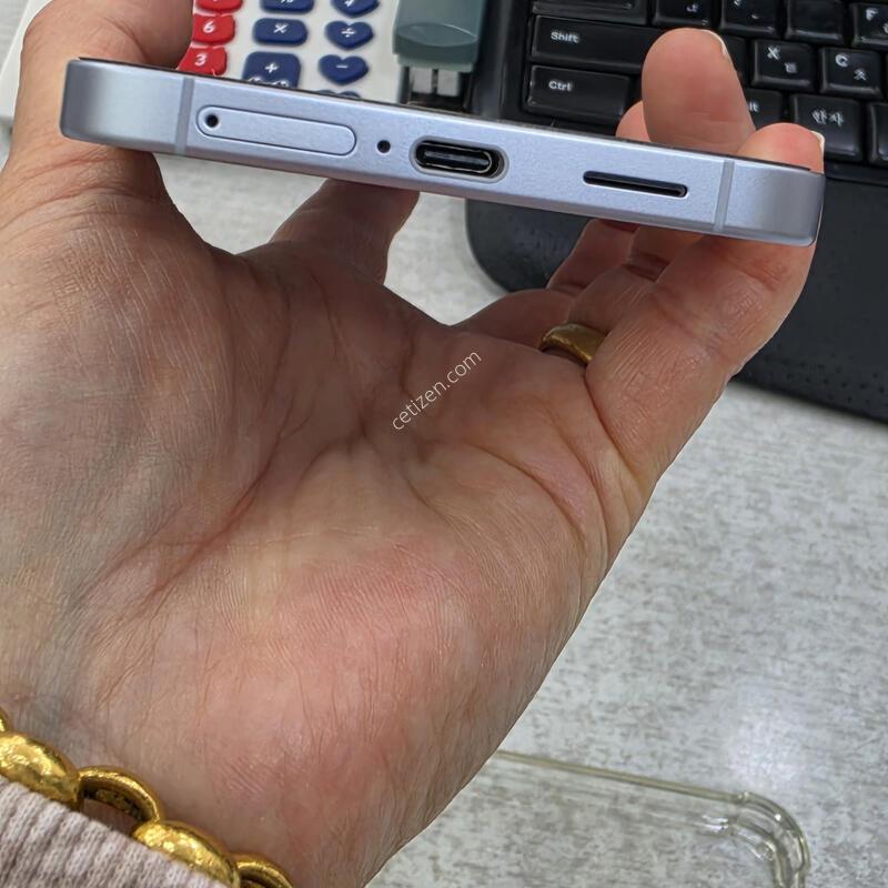 ������s25+ 256 ���̽�����