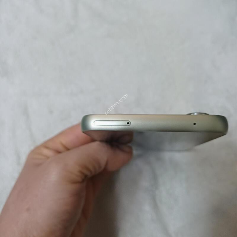 ������  ����4  128G