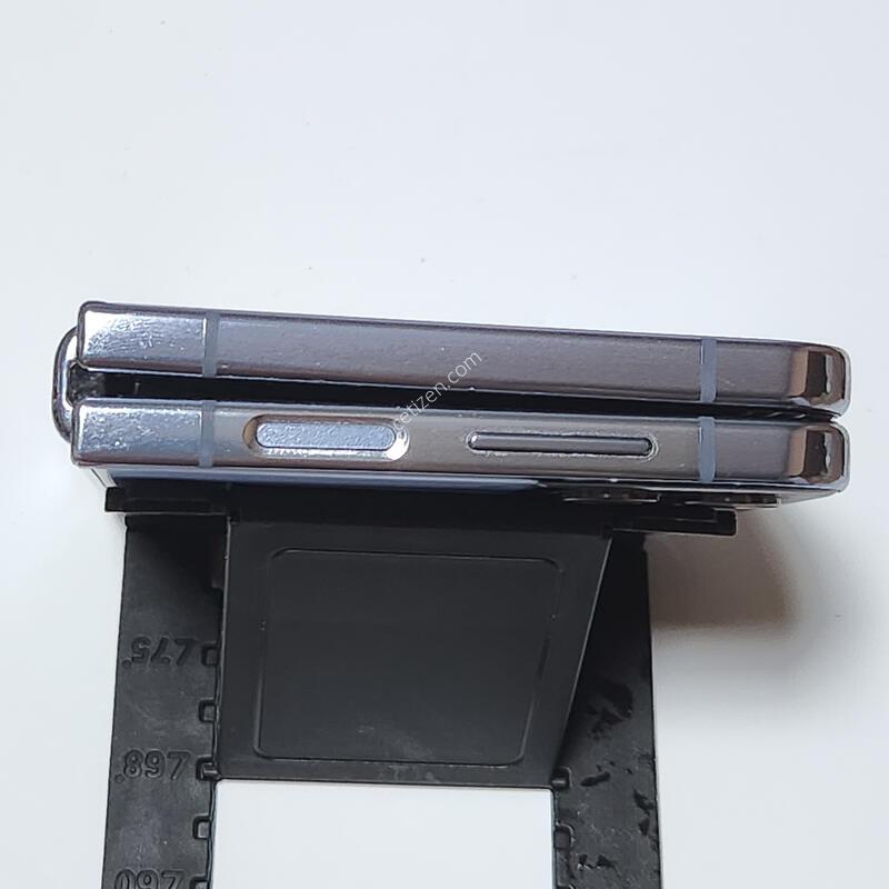 ������Z�ø�4 256G ���ܻ� ���� 12093