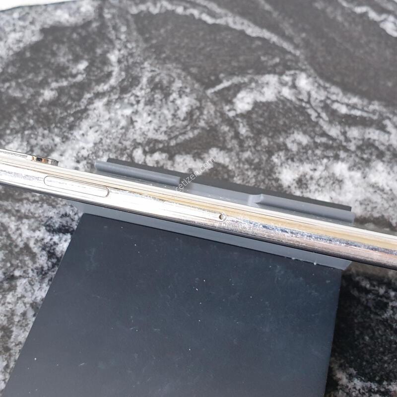 ������Xs (A2097)  ȭ��Ʈ 64�Ⱑ