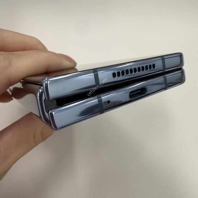 ����������4 512GB