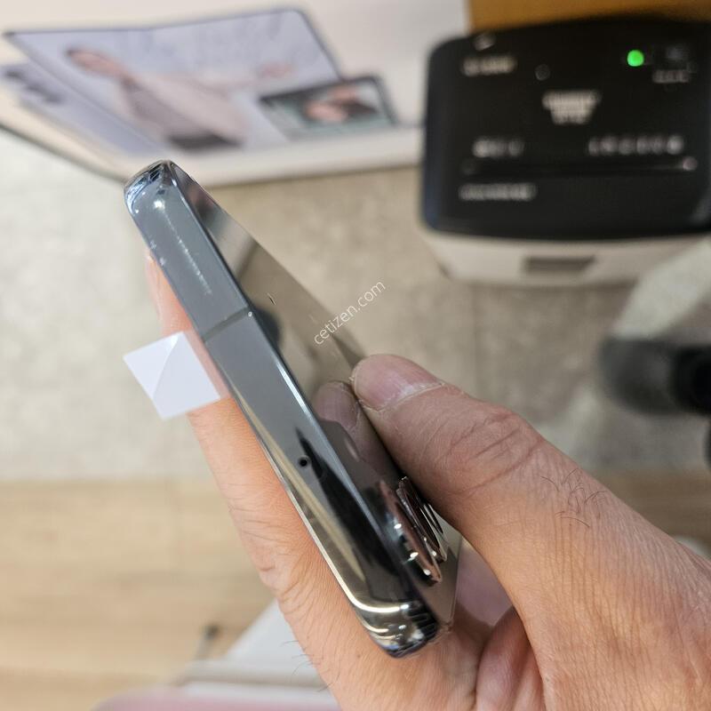 (������ �ü���):s23 �÷��� �׸� 512 ���� ���� ���͸� �׵θ� 100%��ǰ ��ü ������ �̻��