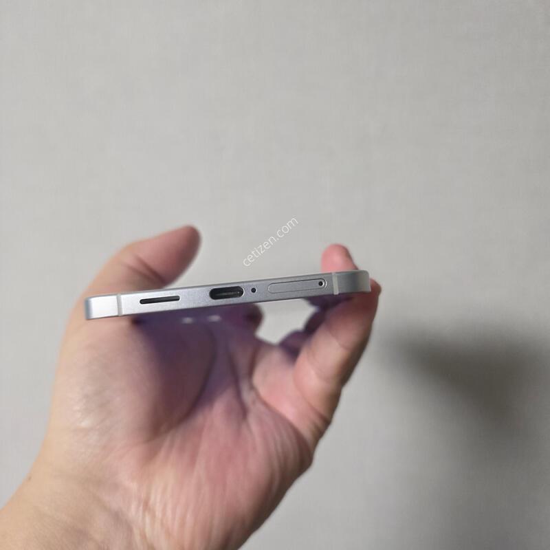 ������ S25���� ���̽�����  256�Ⱑ SS�� �Ⱦƿ�~