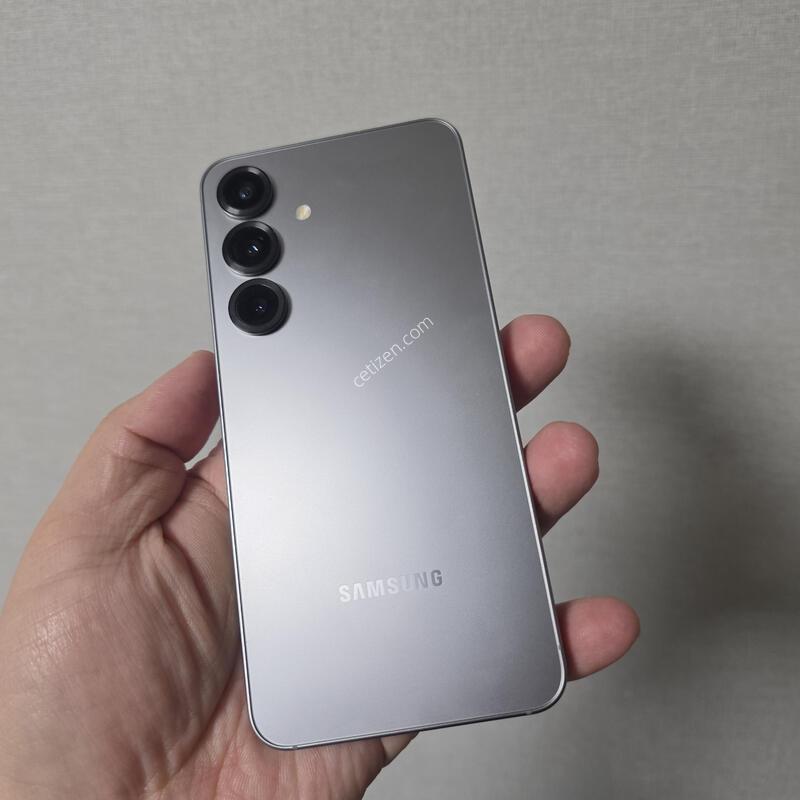 ������ S25 �ǹ� 256�Ⱑ SS�� �Ⱦƿ�~