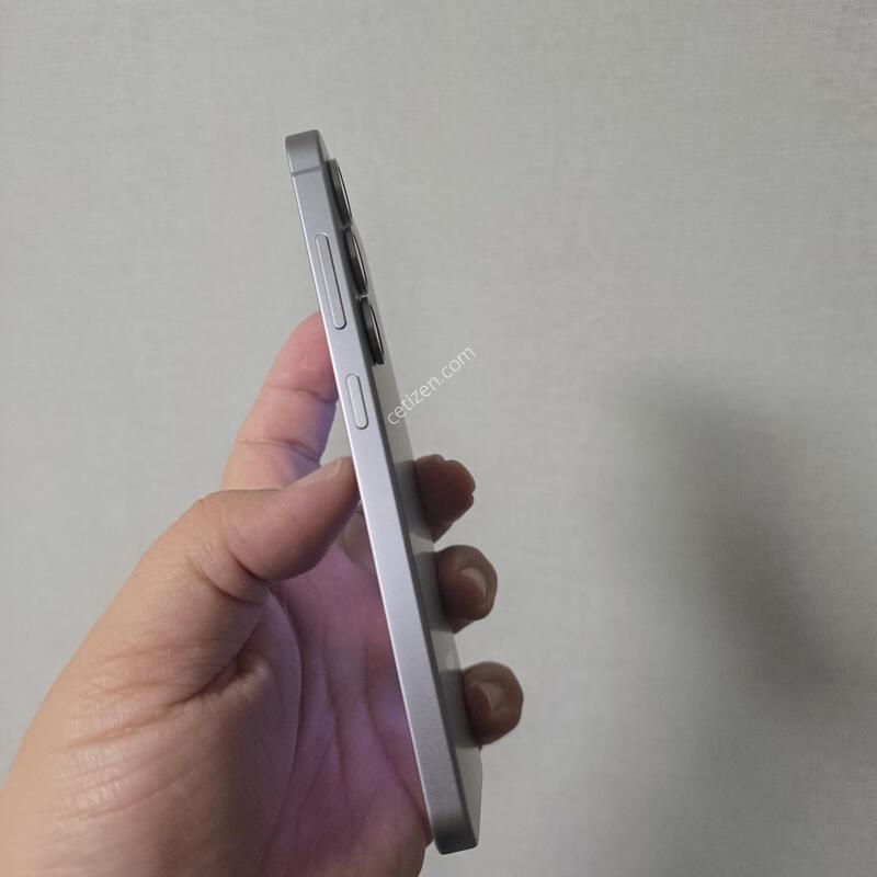 ������ S25 �ǹ� 256�Ⱑ SS�� �Ⱦƿ�~