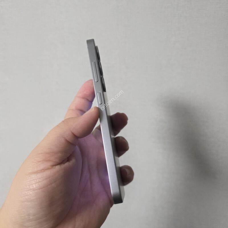 ������ S25 �ǹ� 256�Ⱑ SS�� �Ⱦƿ�~