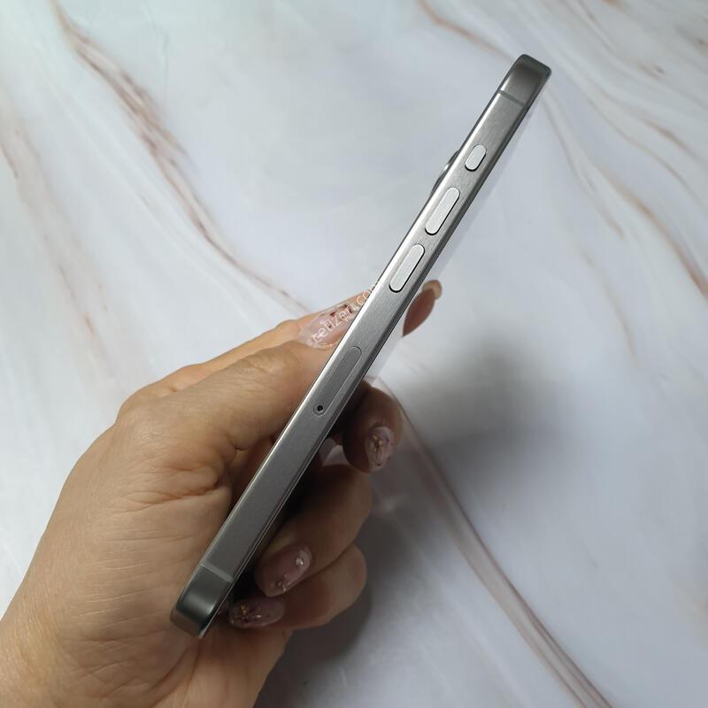 ������15���� ���߷�ƼŸ�� 128G S�� �Ǹ��մϴ�