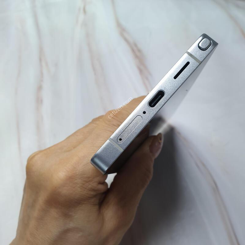 KT ������ S25��Ʈ�� �ǹ����� 512G S�� �Ǹ��մϴ�