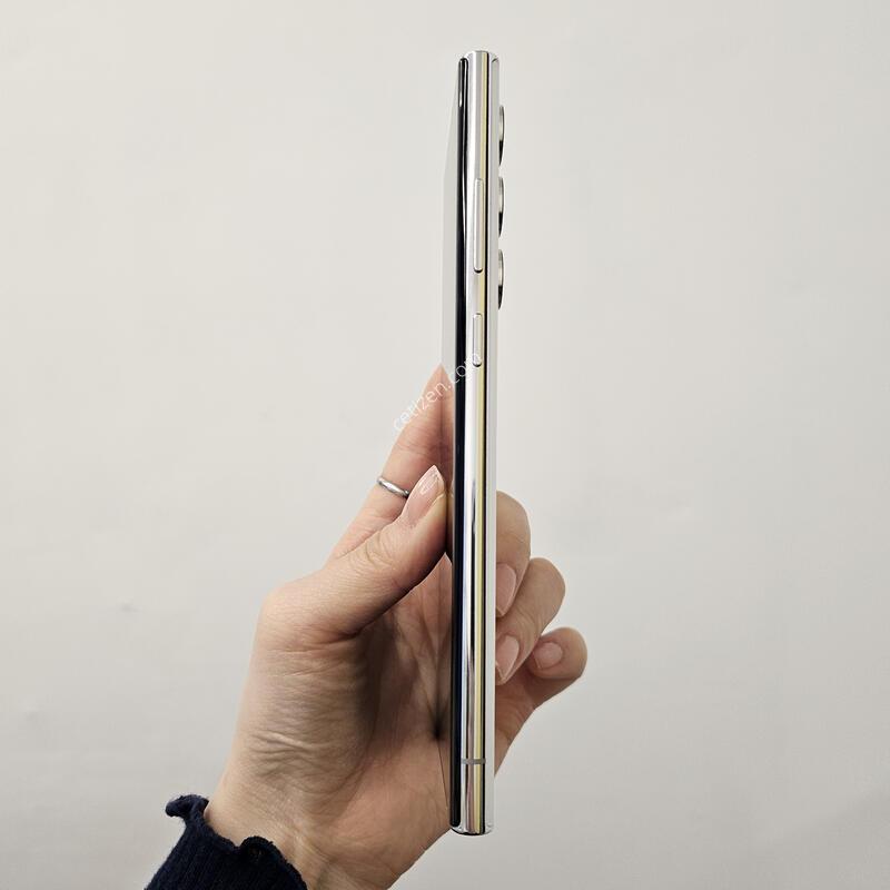 ������ S22��Ʈ�� / S+�� / 512GB / 4-42