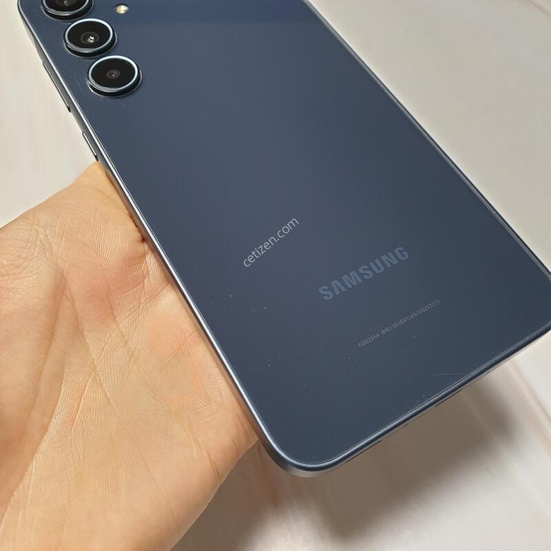 LG ������ A35 5G ���̺� 128G ������ �Ǹ��մϴ�