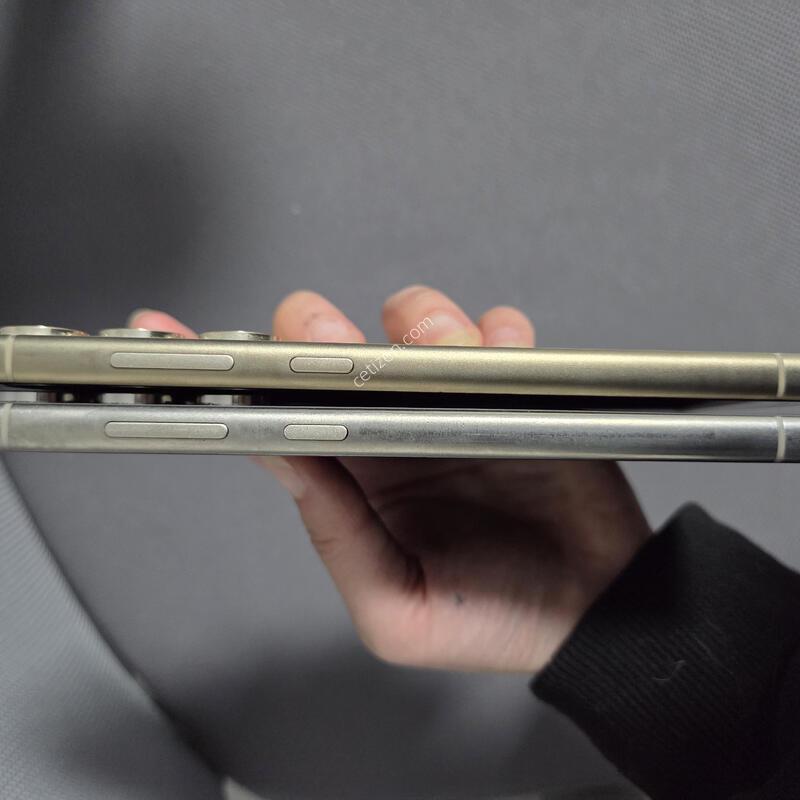 ������ S24 ��Ʈ�� 512GB ƼŸ�� ���ο� ƼŸ�� �׷���