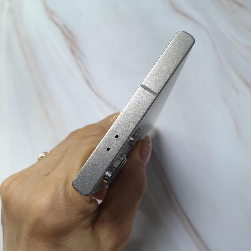 LG ������ S24��Ʈ�� ƼŸ���׷��� 256G S�� �Ǹ��մϴ�