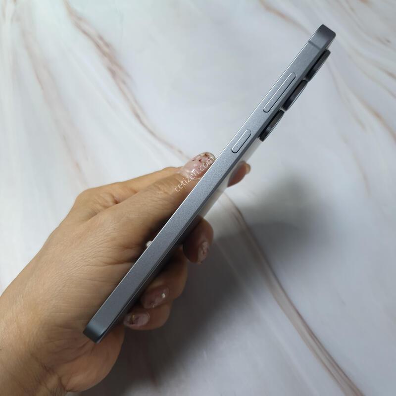 LG ������ S25FE ���� 256G S�� �Ǹ��մϴ�