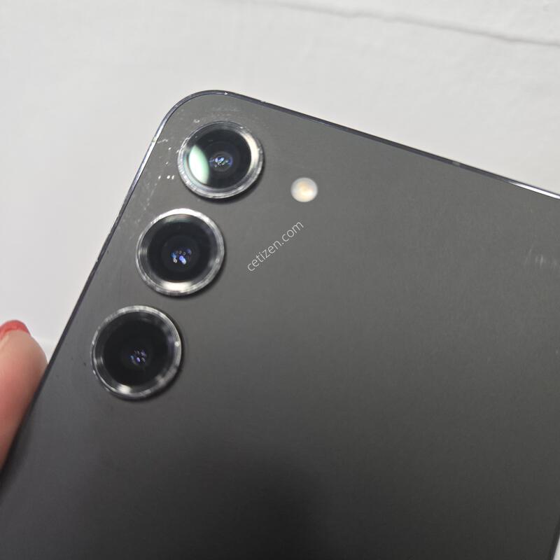 ������S23�÷��� 512�Ⱑ �Ǹ��մϴ�