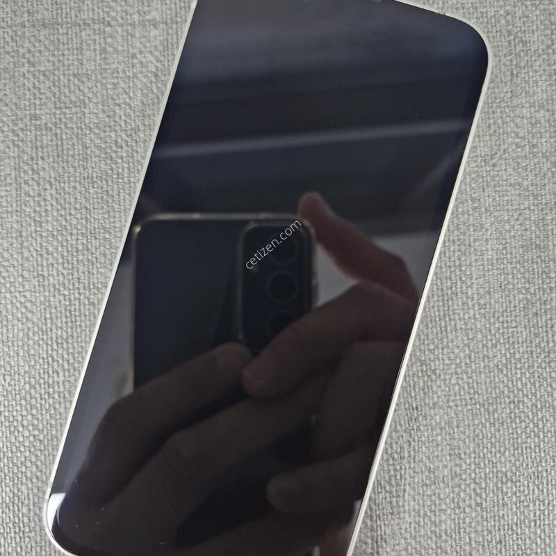 ������ 13 �̴� 256G �Ǹ��մϴ�