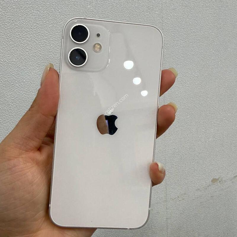 ������12�̴� ȭ��Ʈ 256GB/82% Y1741