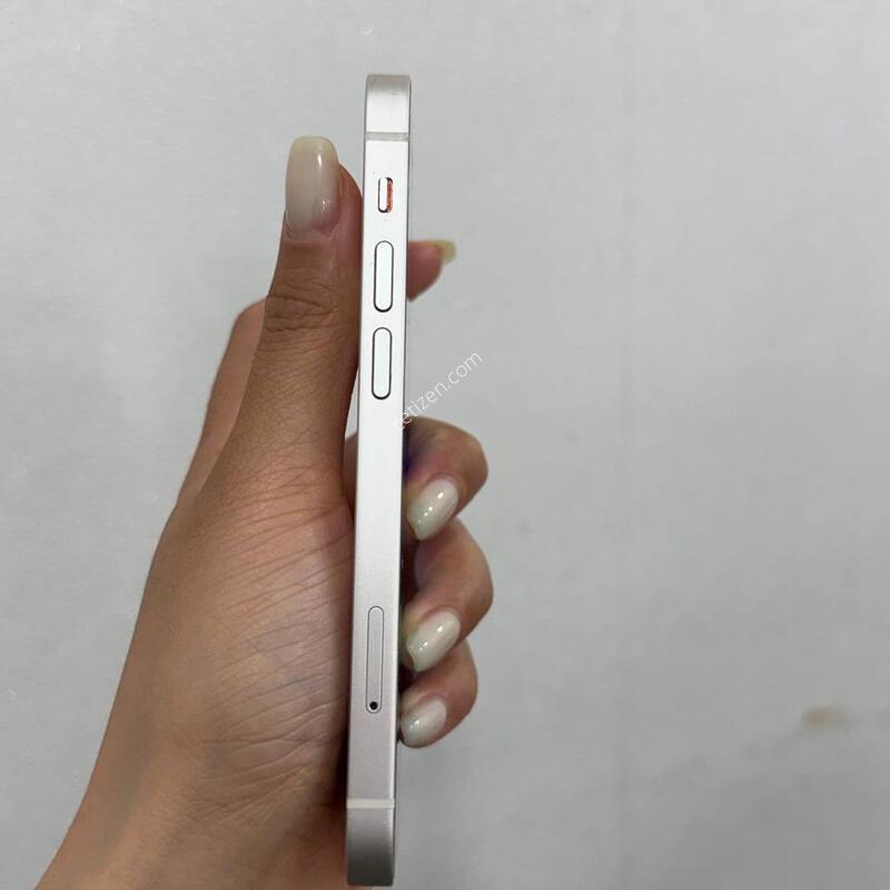 ������12�̴� ȭ��Ʈ 256GB/82% Y1741