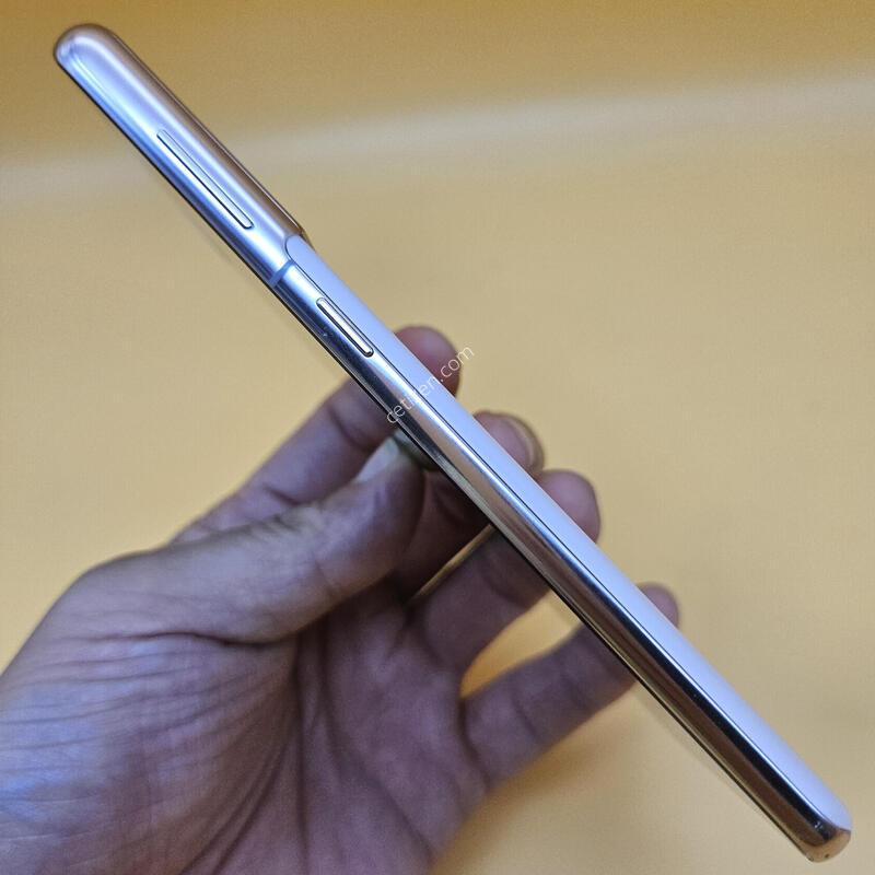 [���۱�]������S21 �ֻ������� 256G ��ũ ����� �߰���