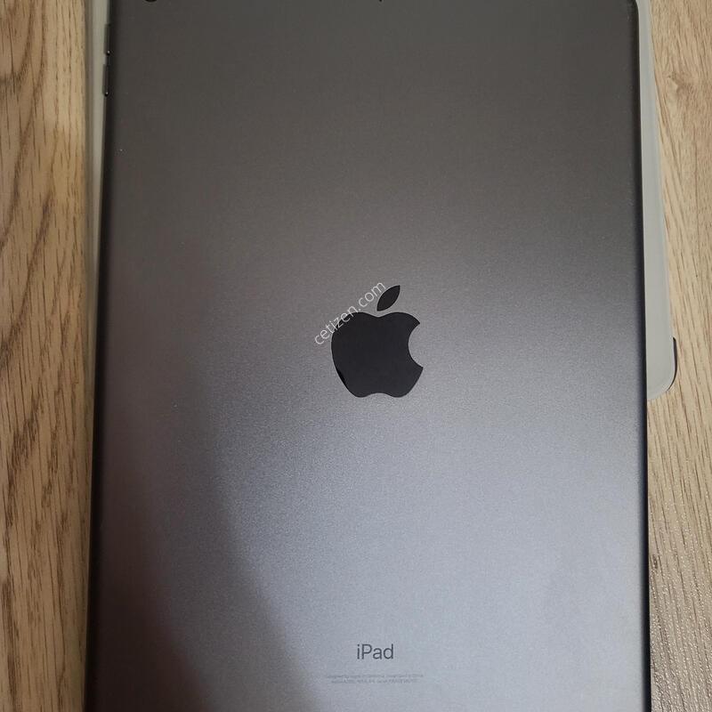 �����е� 8���� Ű����,�� ����