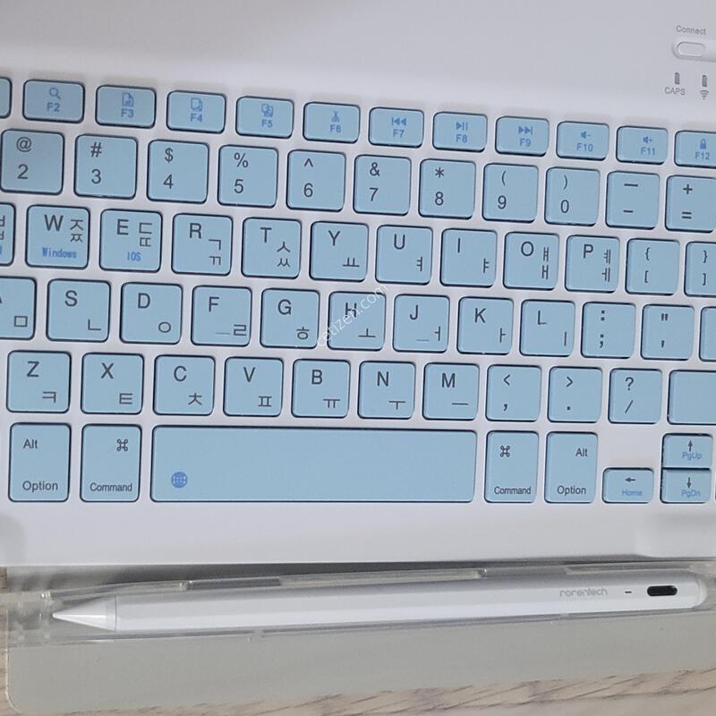 �����е� 8���� Ű����,�� ����