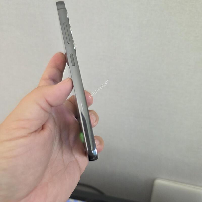 ������ S23 �׸� 256�Ⱑ A�� �Ⱦƿ�~