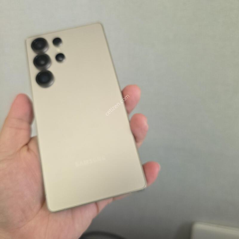 ������ S25��Ʈ�� ƼŸ�� �׷��� 256�Ⱑ A�� �Ⱦƿ�~