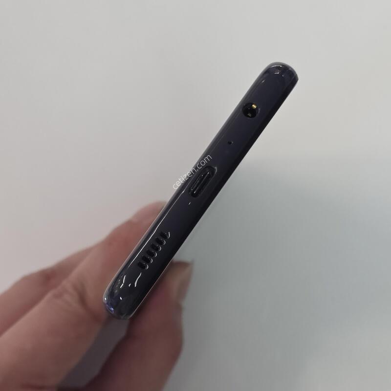 �� A135 ���� �������ƿ� �ܻ�X (�������̽�,��ȭ�ʸ�)