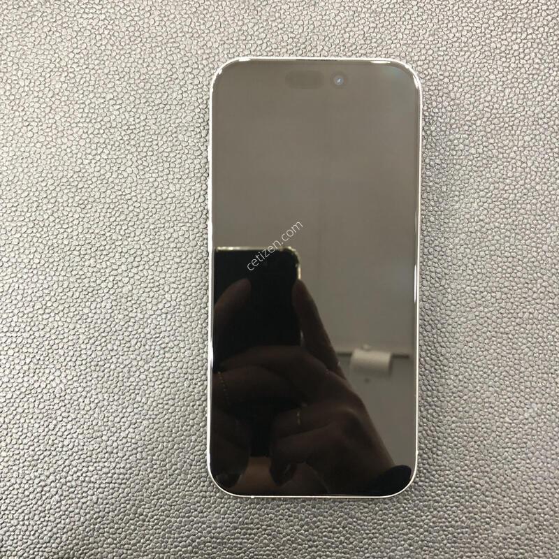 ������15���� ȭ��Ʈ 128G,S��,���͸�����83%