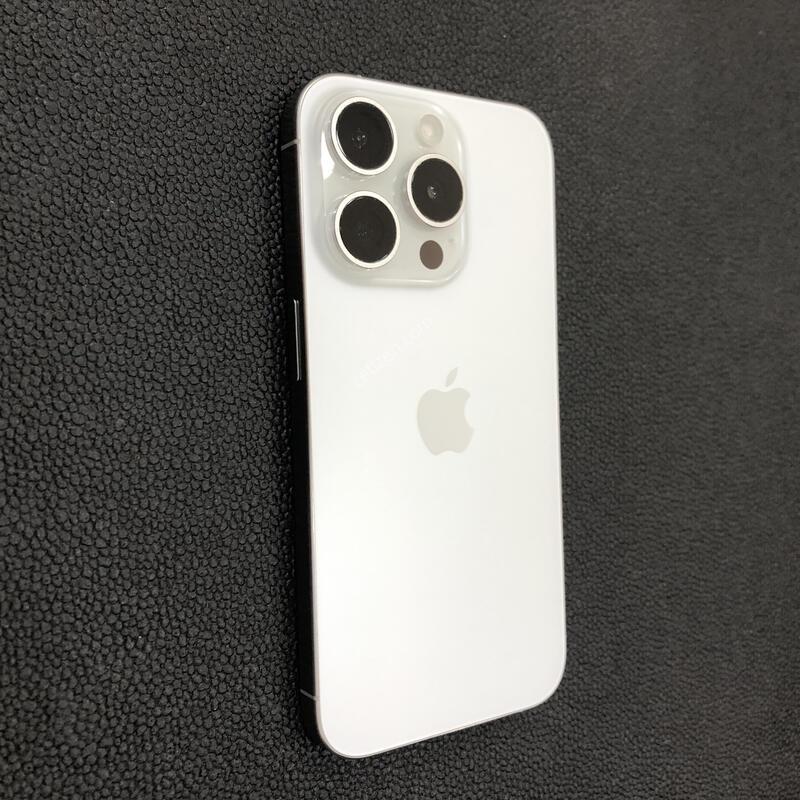 ������15���� ȭ��Ʈ 128G,S��,���͸�����83%