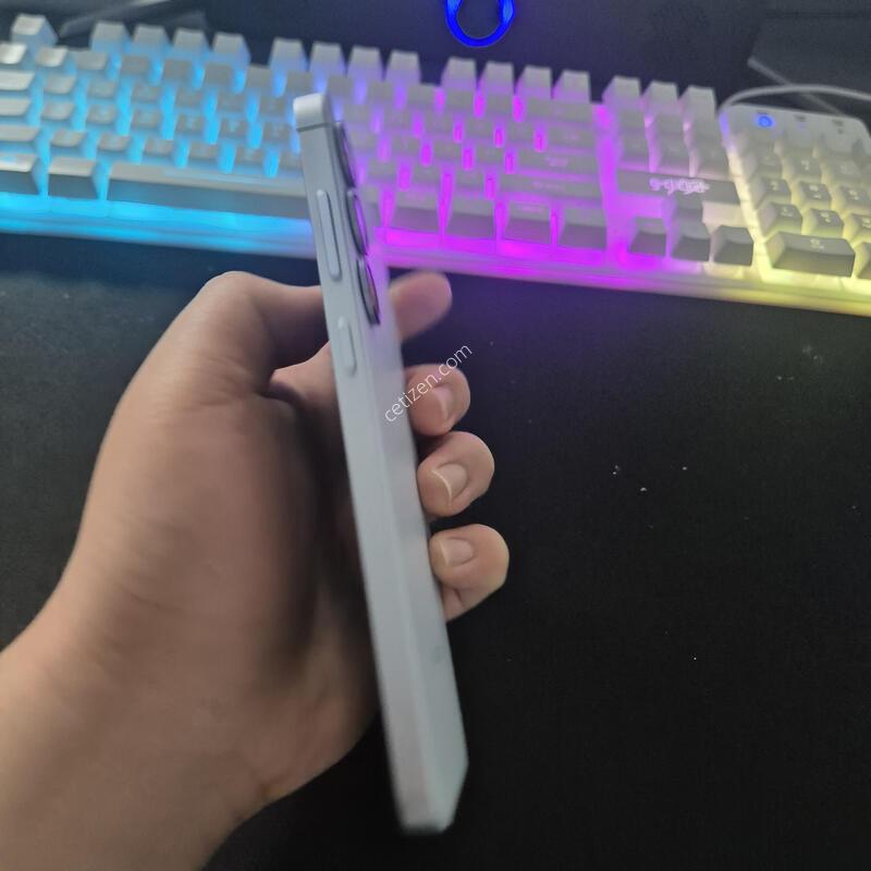 ������ S25 �÷��� ���̽����� 256G